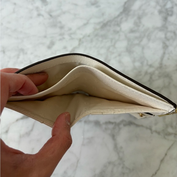 NWOT Tory Burch Robinson mini leather wallet - Picture 3 of 5